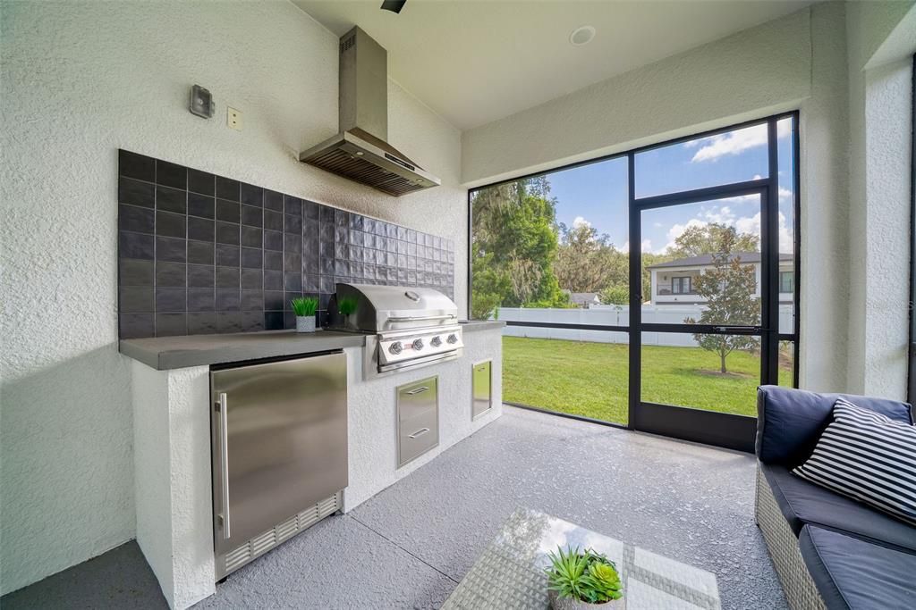 For Sale: $1,095,000 (4 beds, 3 baths, 2725 Square Feet)
