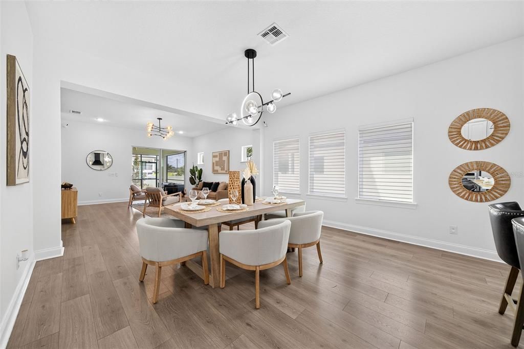 For Sale: $1,095,000 (4 beds, 3 baths, 2725 Square Feet)