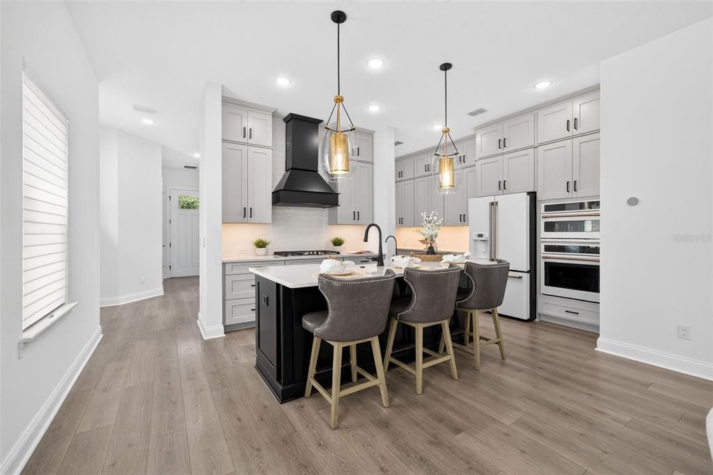 For Sale: $1,095,000 (4 beds, 3 baths, 2725 Square Feet)