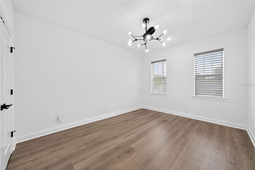For Sale: $1,095,000 (4 beds, 3 baths, 2725 Square Feet)