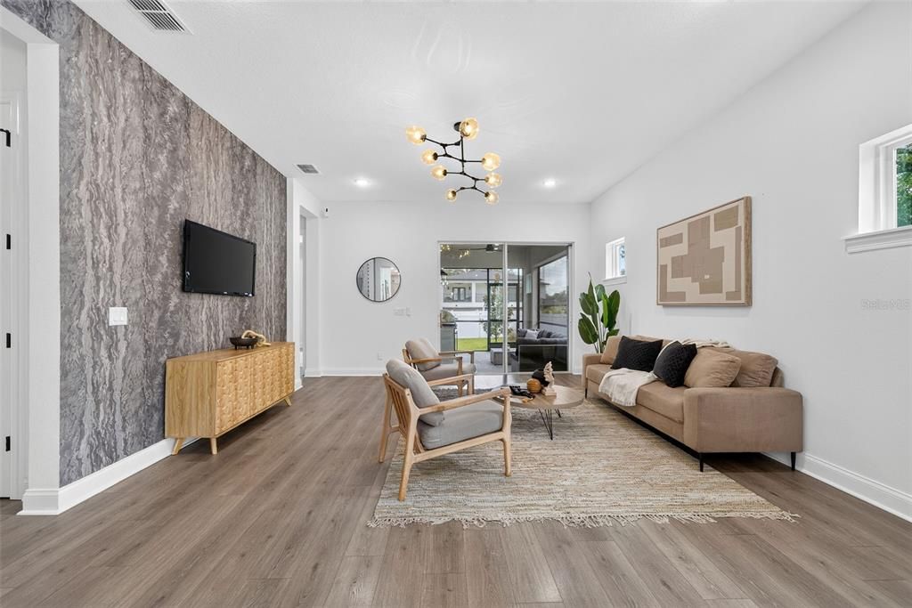 For Sale: $1,095,000 (4 beds, 3 baths, 2725 Square Feet)