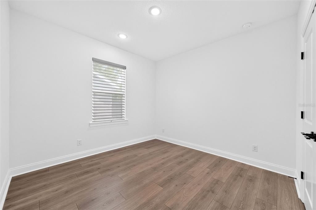 For Sale: $1,095,000 (4 beds, 3 baths, 2725 Square Feet)