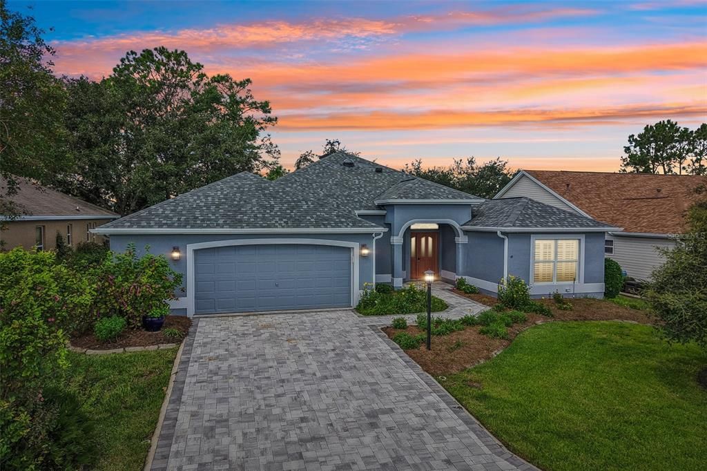 En Venta: $585,000 (3 camas, 2 baños, 2287 Pies cuadrados)