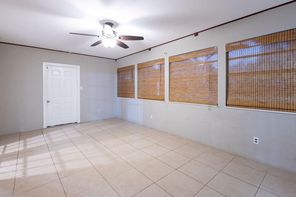 For Sale: $299,900 (3 beds, 2 baths, 1997 Square Feet)