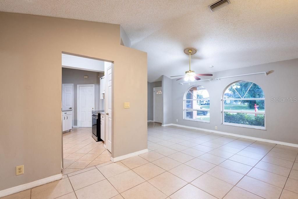 For Sale: $299,900 (3 beds, 2 baths, 1997 Square Feet)