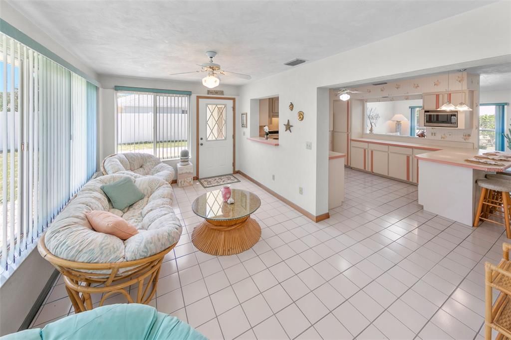 For Sale: $635,000 (3 beds, 2 baths, 1863 Square Feet)