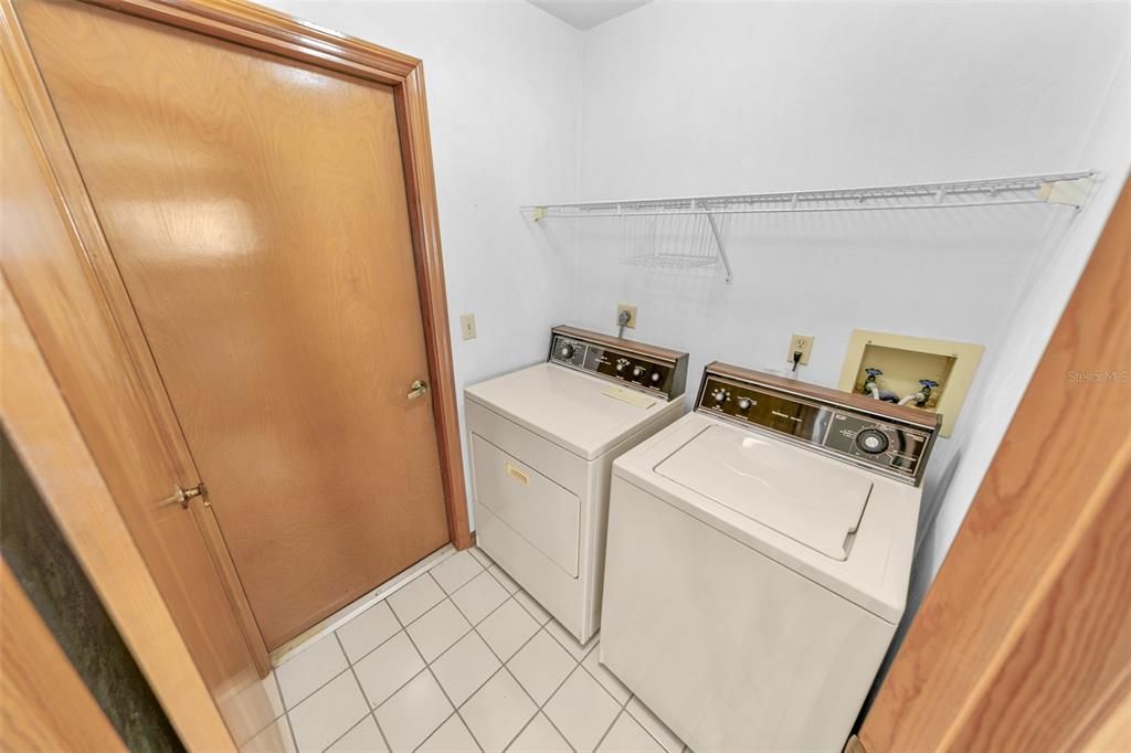 For Sale: $635,000 (3 beds, 2 baths, 1863 Square Feet)