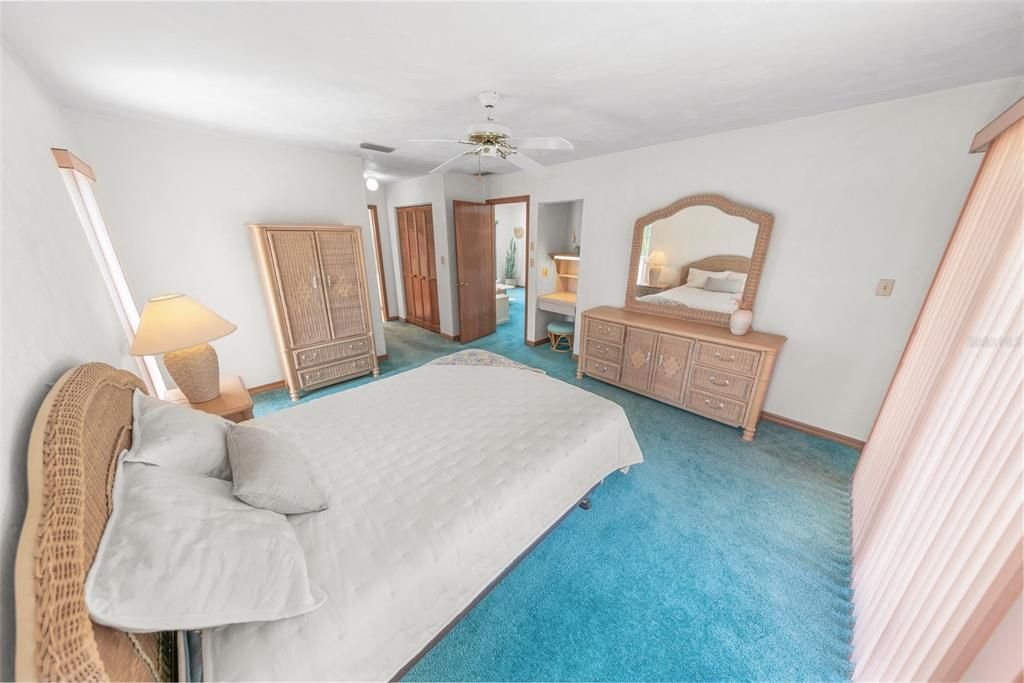 For Sale: $635,000 (3 beds, 2 baths, 1863 Square Feet)