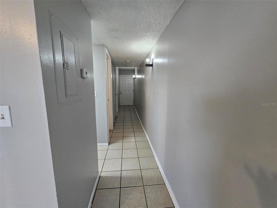 For Rent: $1,100 (1 beds, 1 baths, 504 Square Feet)