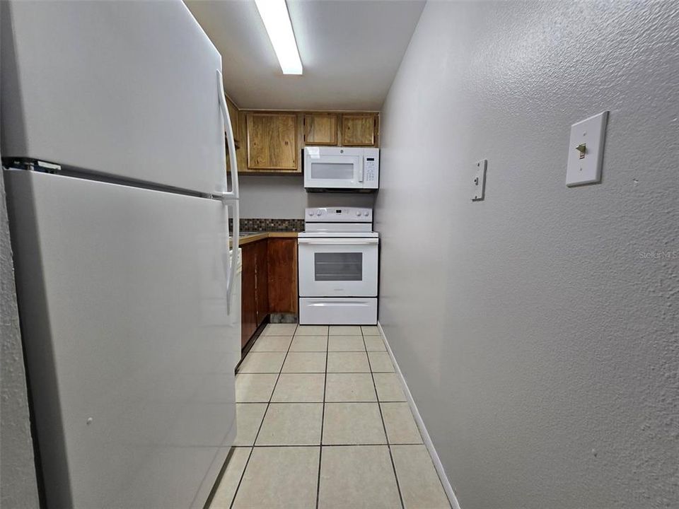 For Rent: $1,100 (1 beds, 1 baths, 504 Square Feet)
