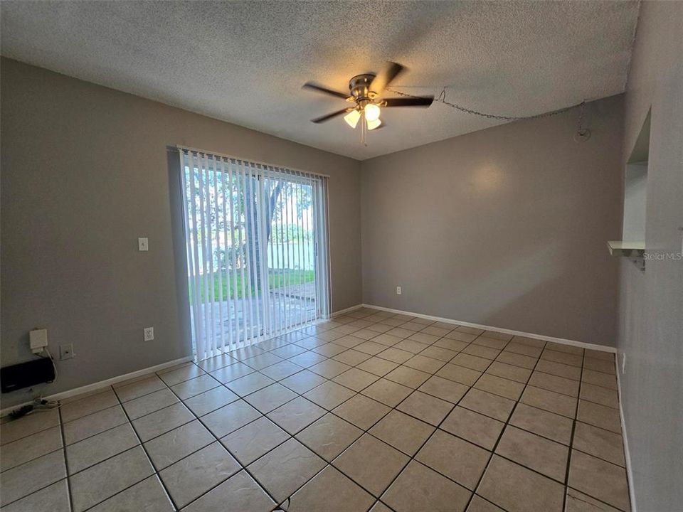 For Rent: $1,100 (1 beds, 1 baths, 504 Square Feet)