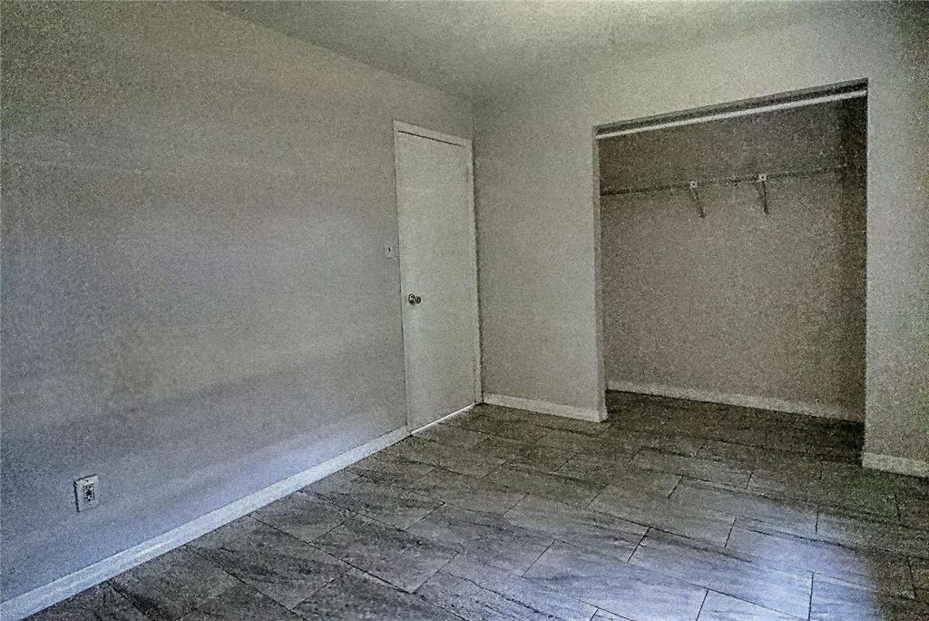 For Sale: $317,000 (4 beds, 0 baths, 1408 Square Feet)