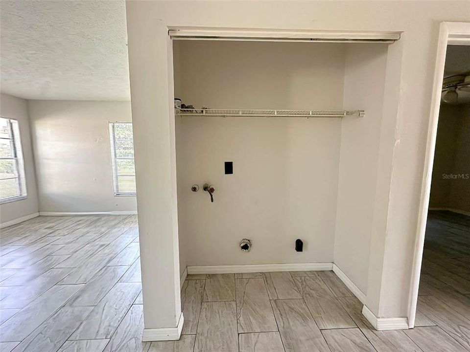 For Sale: $317,000 (4 beds, 0 baths, 1408 Square Feet)