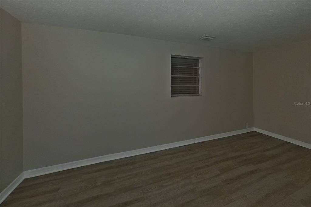 For Rent: $2,839 (4 beds, 2 baths, 1999 Square Feet)