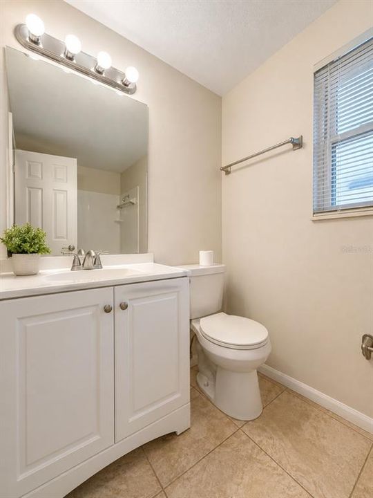 For Sale: $149,500 (2 beds, 1 baths, 780 Square Feet)