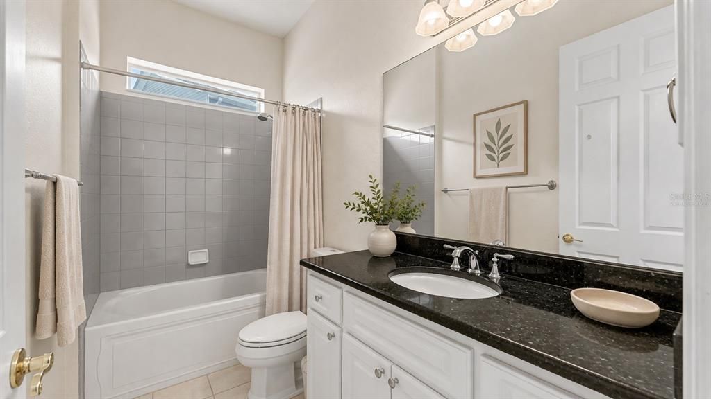 For Sale: $479,000 (2 beds, 2 baths, 1623 Square Feet)
