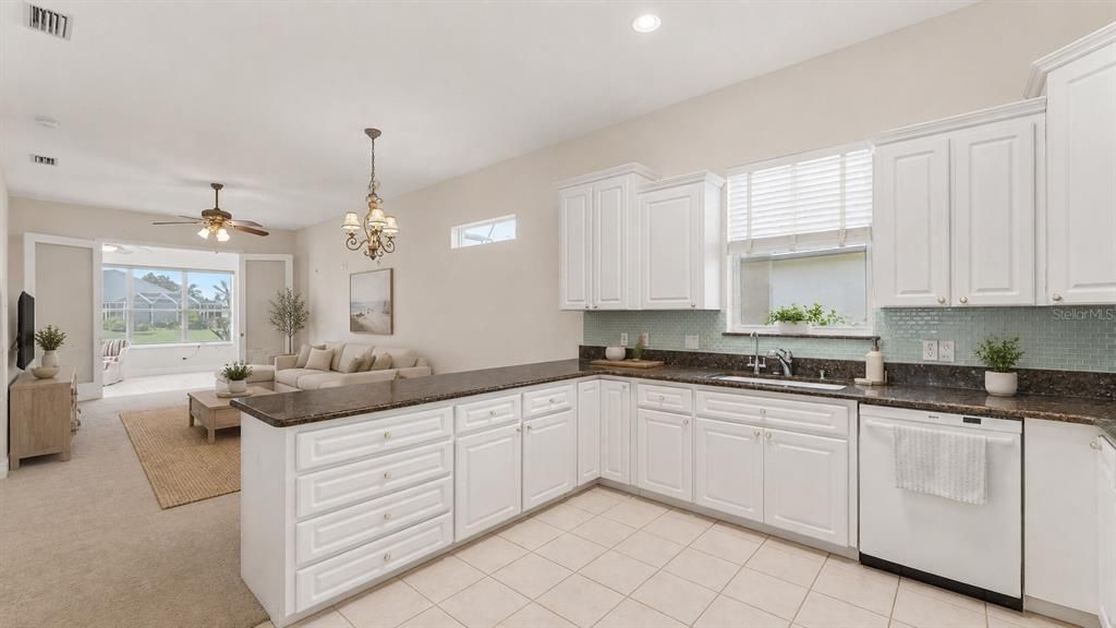 For Sale: $479,000 (2 beds, 2 baths, 1623 Square Feet)
