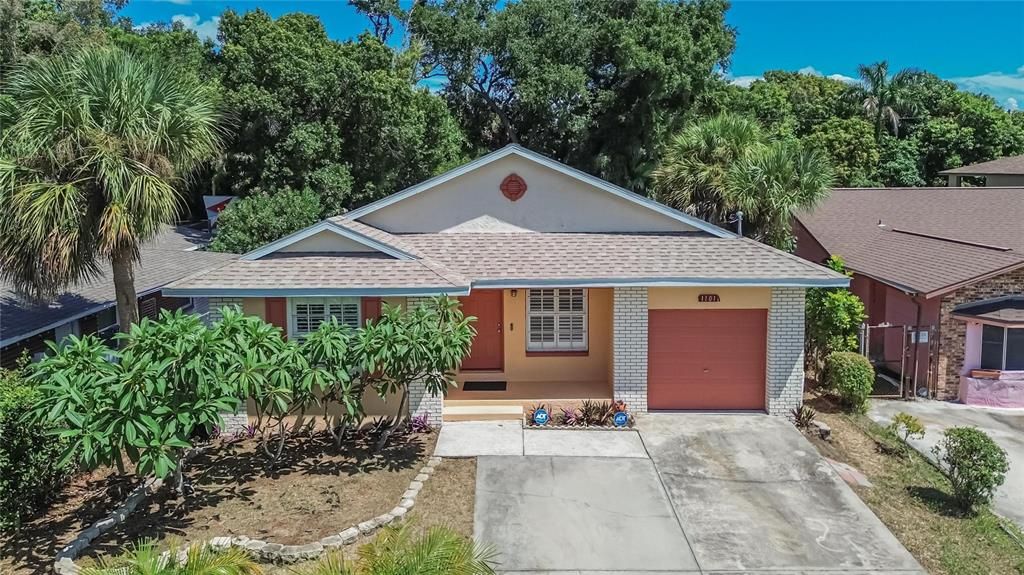 For Sale: $299,000 (4 beds, 2 baths, 1176 Square Feet)