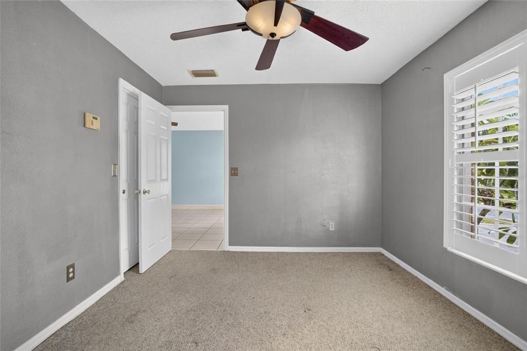 For Sale: $299,000 (4 beds, 2 baths, 1176 Square Feet)