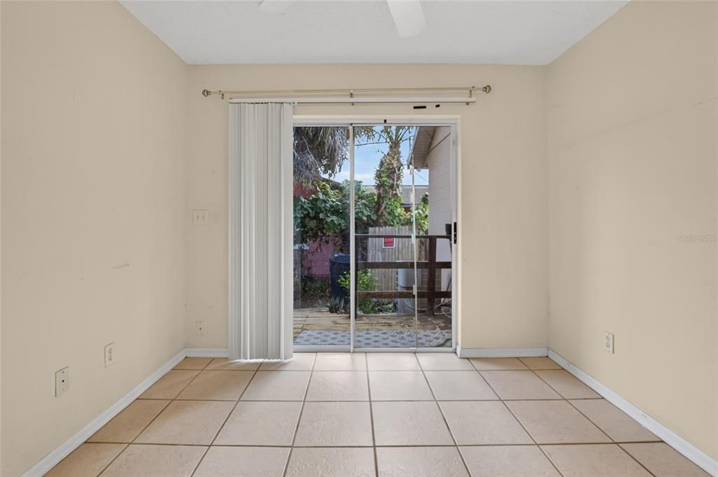 For Sale: $299,000 (4 beds, 2 baths, 1176 Square Feet)