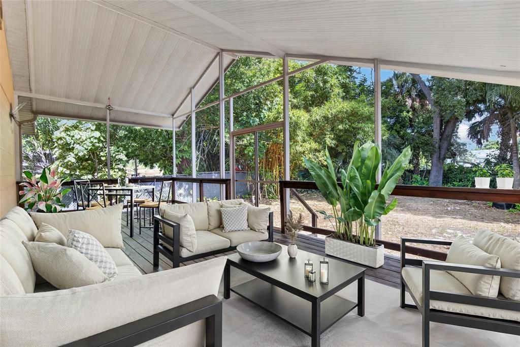 For Sale: $299,000 (4 beds, 2 baths, 1176 Square Feet)