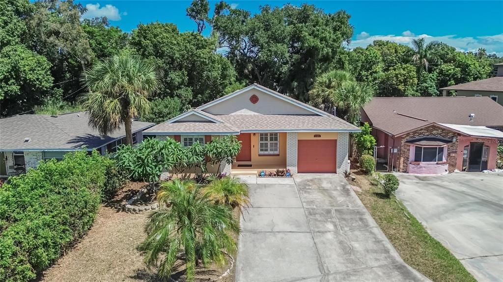 For Sale: $299,000 (4 beds, 2 baths, 1176 Square Feet)