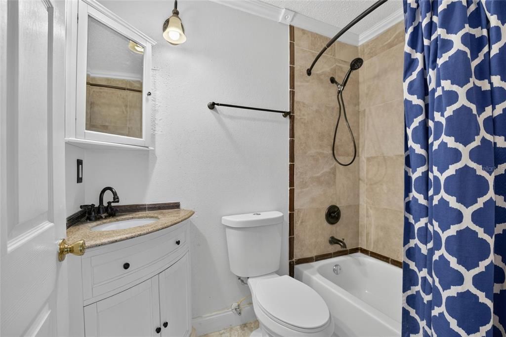 For Sale: $299,000 (4 beds, 2 baths, 1176 Square Feet)