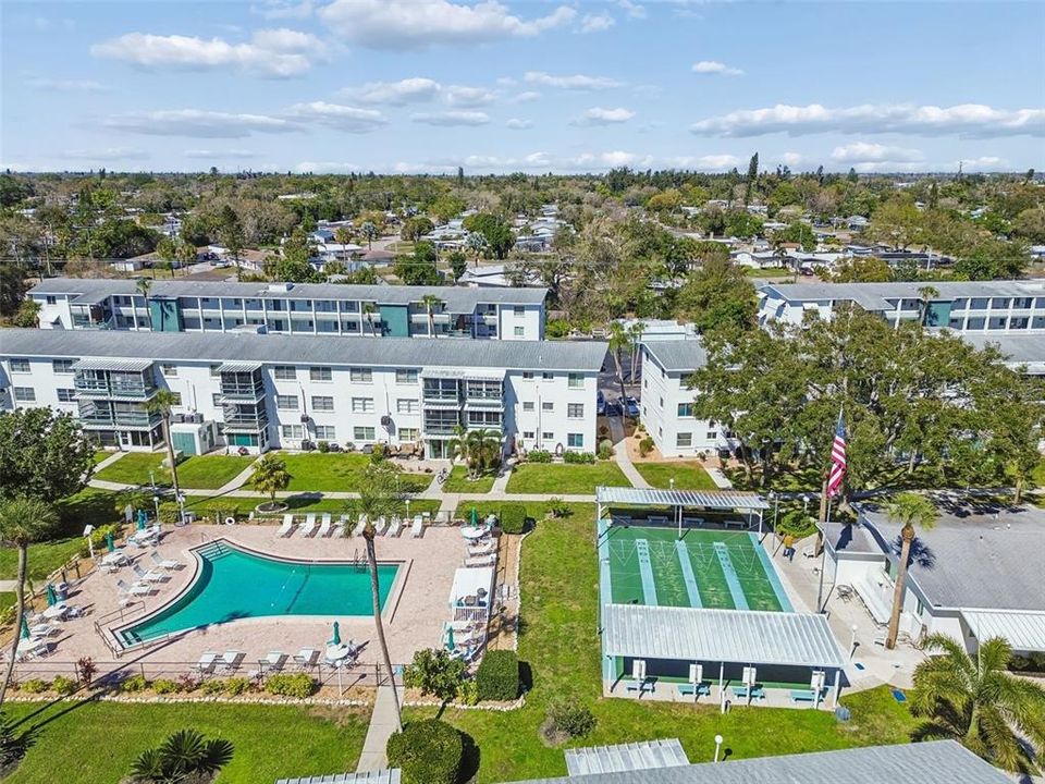 На продажу: $120,000 (2 спален, 2 ванн, 966 Квадратных фут)