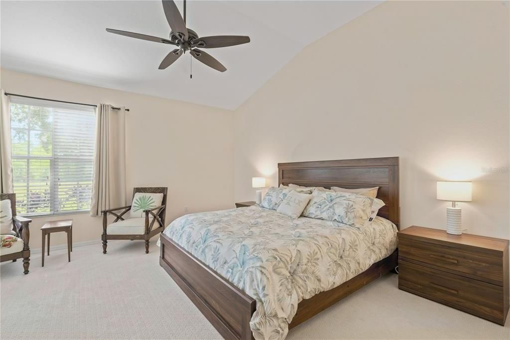 For Sale: $399,000 (2 beds, 2 baths, 1609 Square Feet)