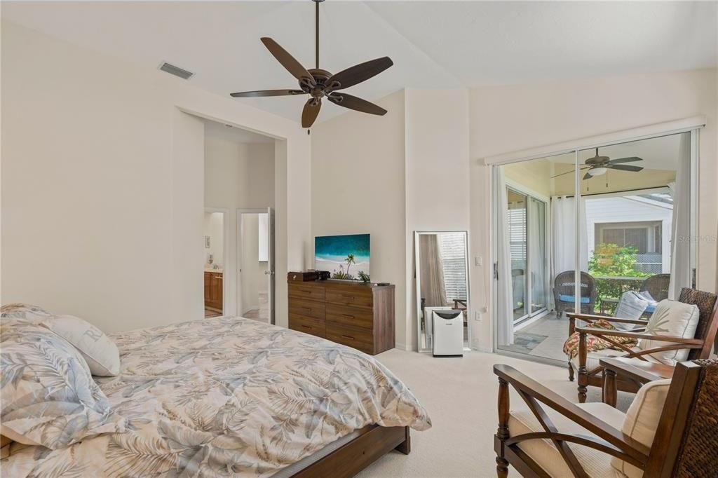 For Sale: $399,000 (2 beds, 2 baths, 1609 Square Feet)