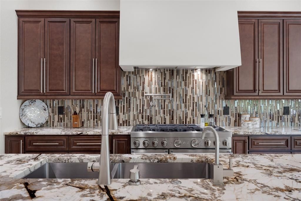 For Sale: $1,300,000 (5 beds, 3 baths, 3609 Square Feet)