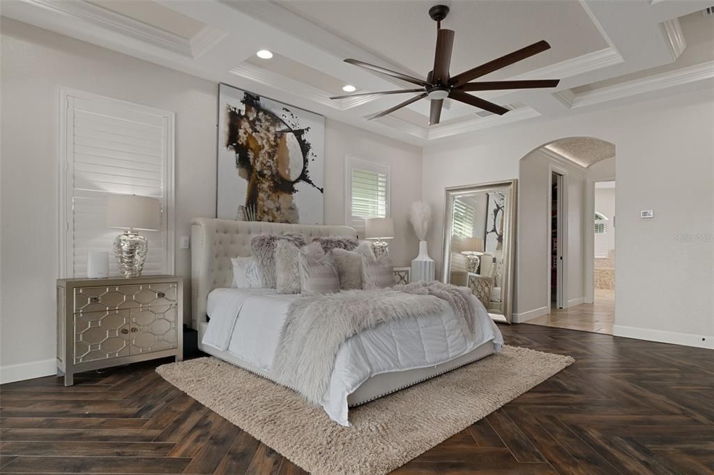 For Sale: $1,300,000 (5 beds, 3 baths, 3609 Square Feet)