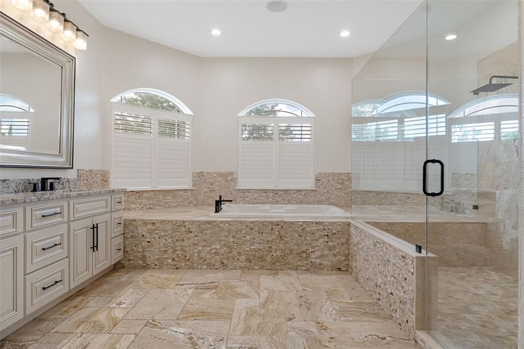 For Sale: $1,300,000 (5 beds, 3 baths, 3609 Square Feet)