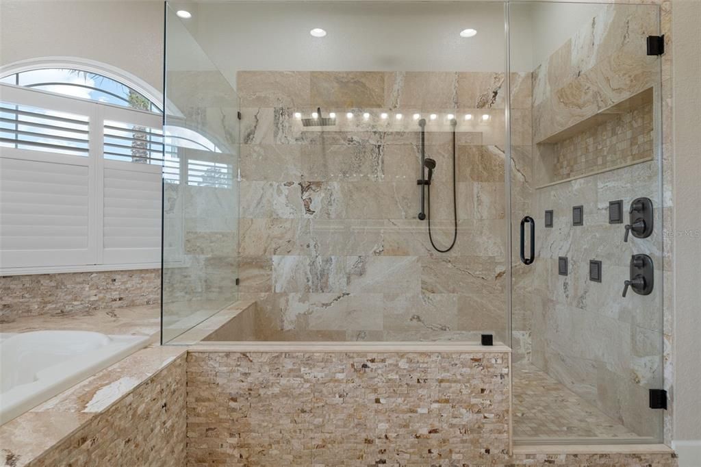 For Sale: $1,300,000 (5 beds, 3 baths, 3609 Square Feet)