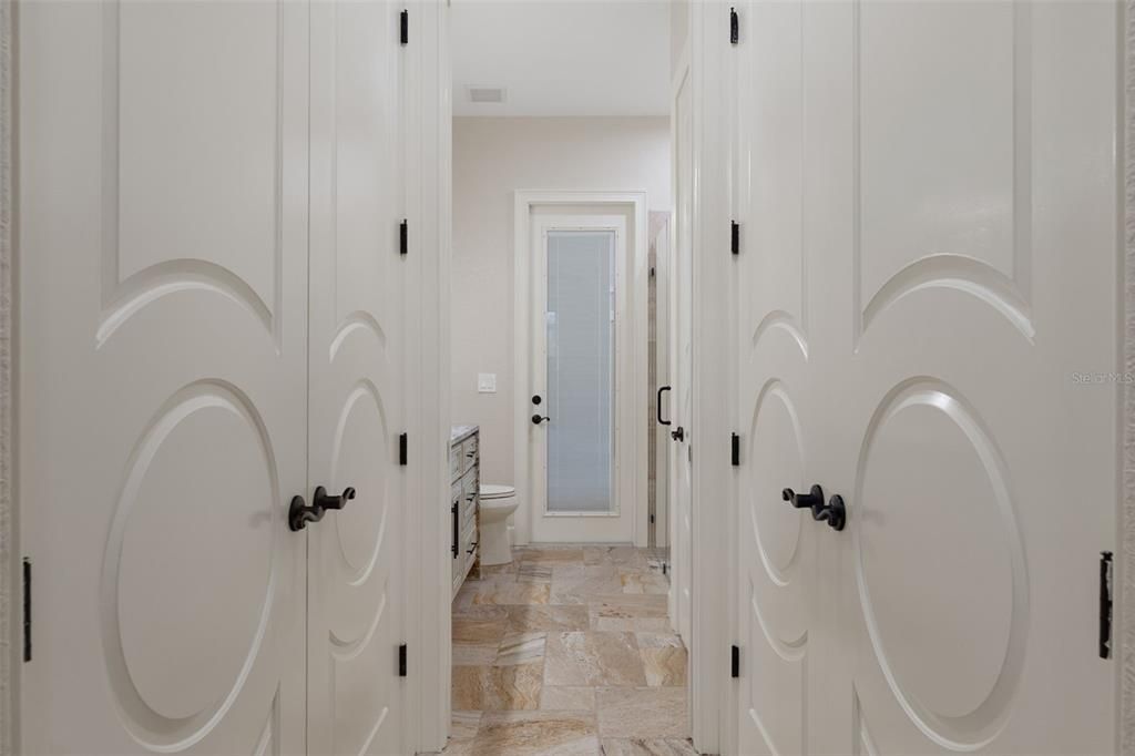 For Sale: $1,300,000 (5 beds, 3 baths, 3609 Square Feet)