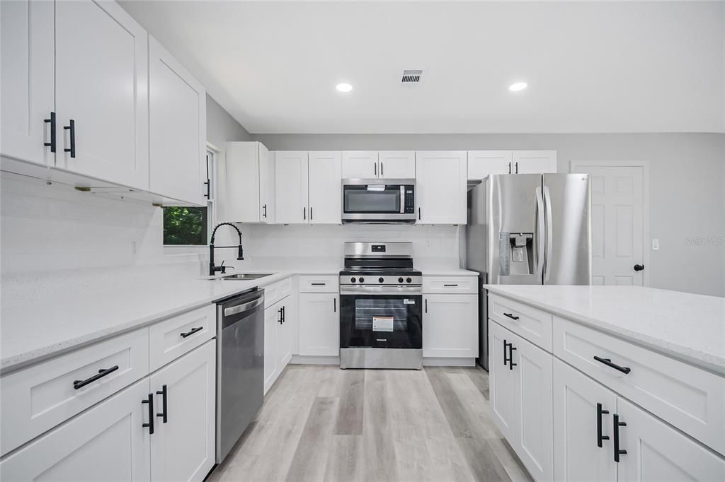 En Venta: $284,987 (3 camas, 2 baños, 960 Pies cuadrados)