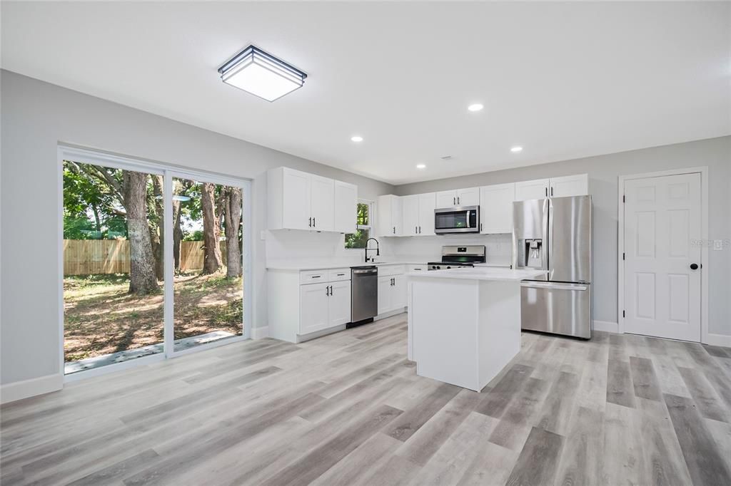 En Venta: $284,987 (3 camas, 2 baños, 960 Pies cuadrados)