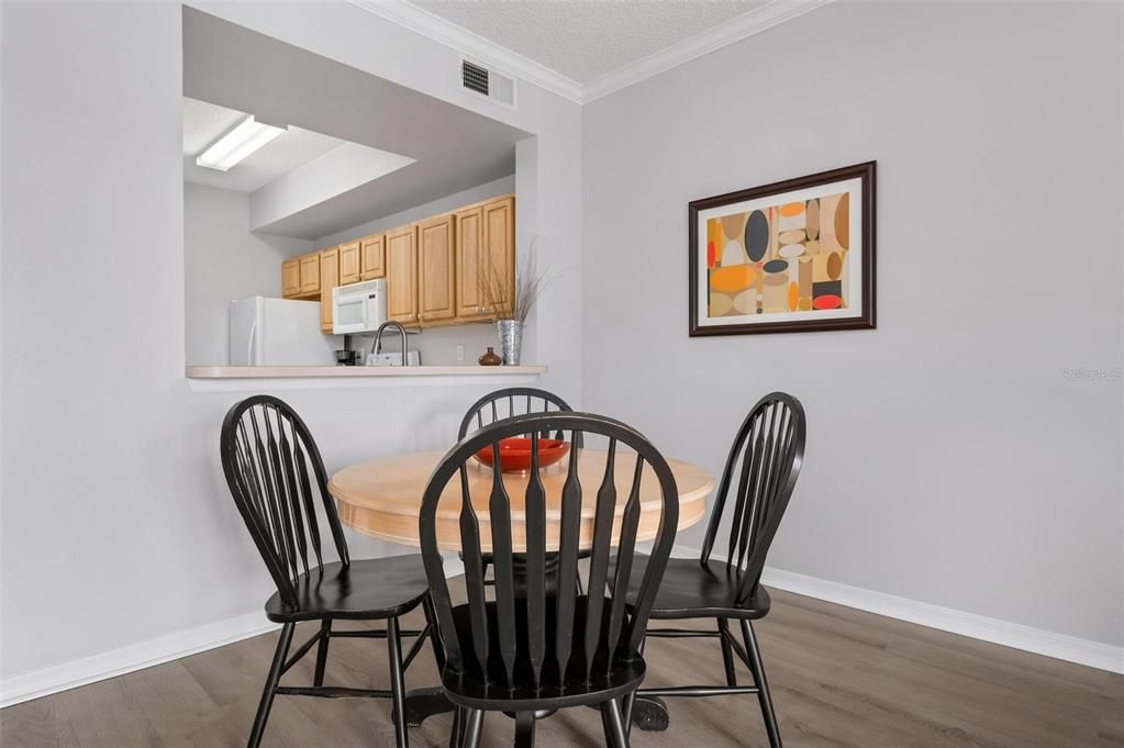 For Rent: $2,200 (2 beds, 2 baths, 1246 Square Feet)