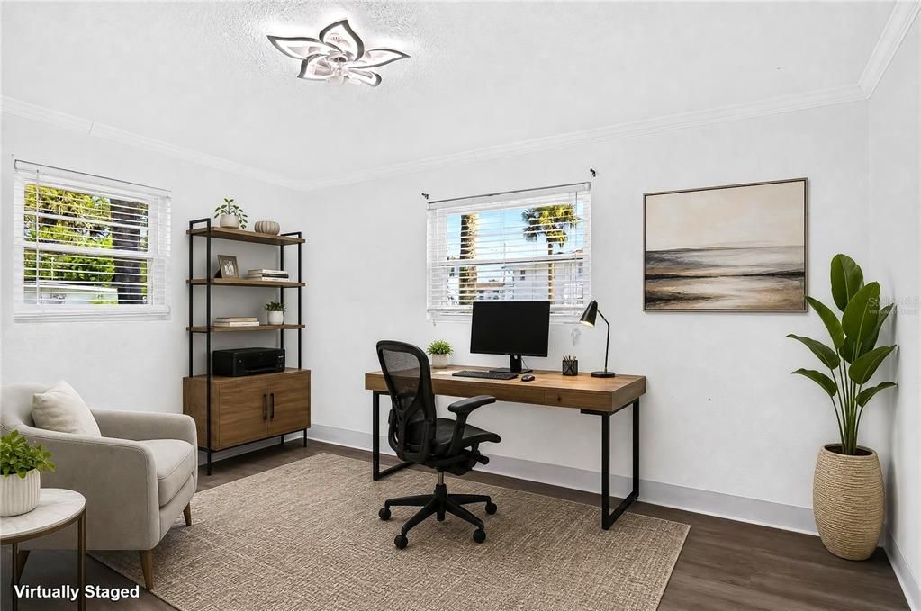 For Sale: $110,000 (2 beds, 1 baths, 841 Square Feet)