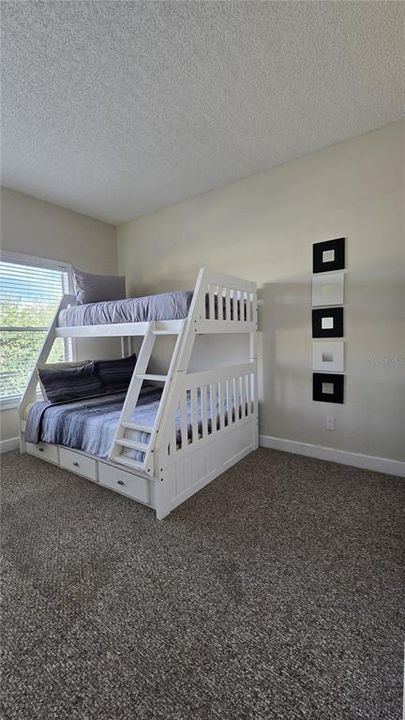 For Sale: $212,900 (2 beds, 2 baths, 1168 Square Feet)