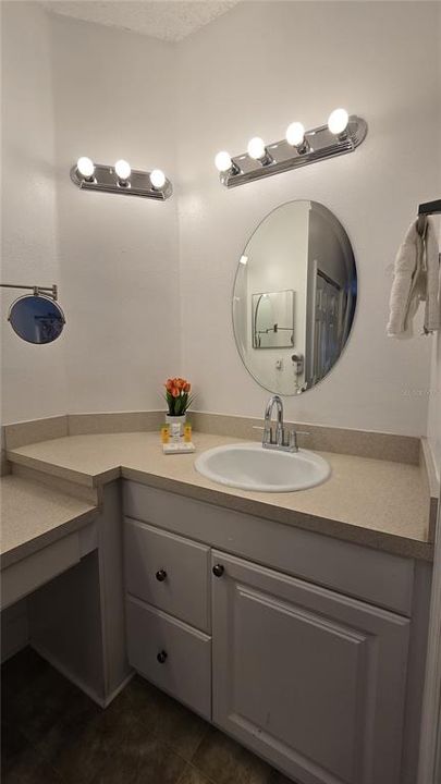 For Sale: $212,900 (2 beds, 2 baths, 1168 Square Feet)