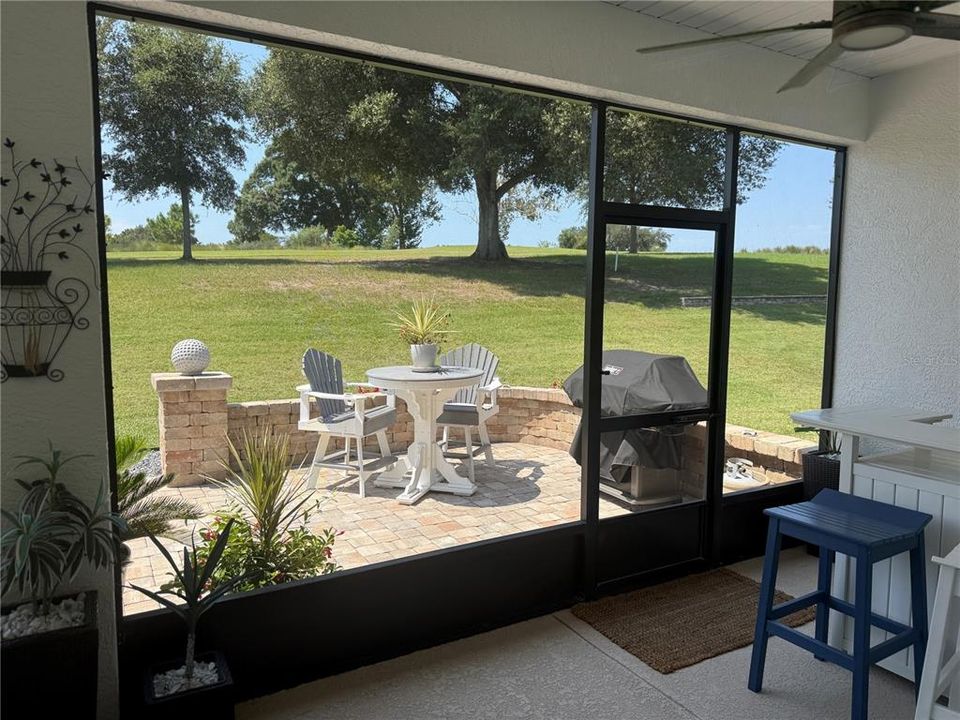 For Sale: $419,900 (3 beds, 3 baths, 2482 Square Feet)