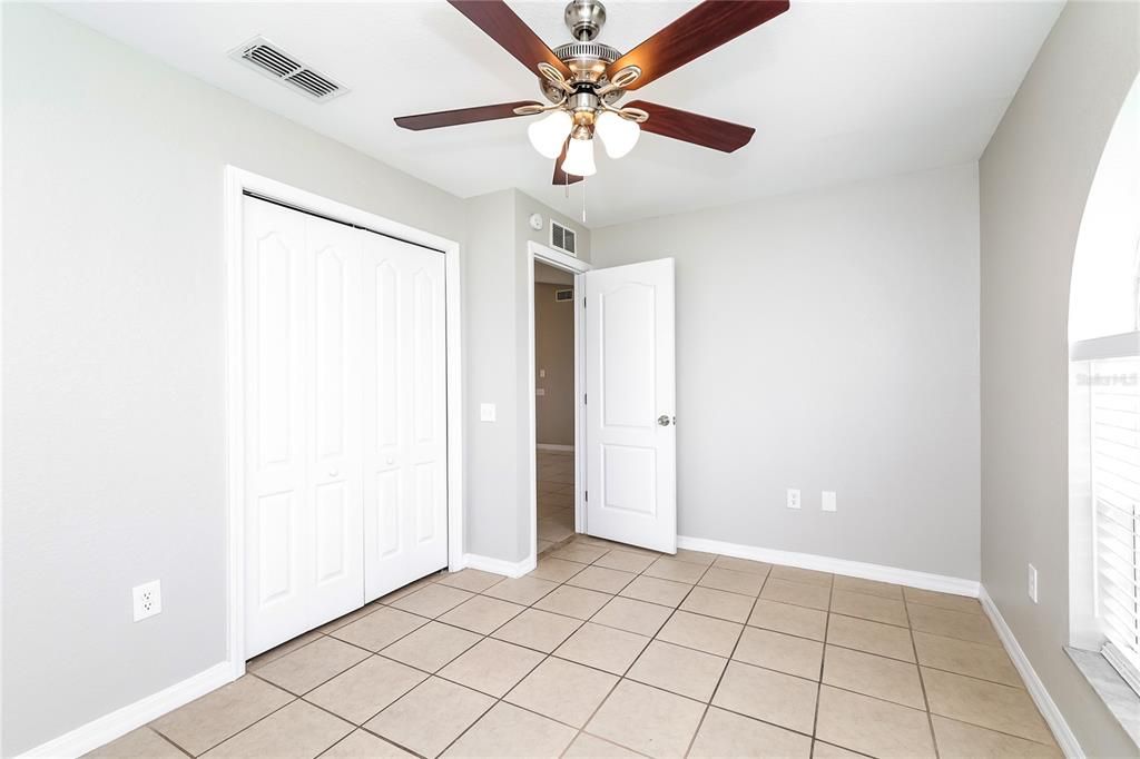 For Rent: $1,790 (4 beds, 2 baths, 1398 Square Feet)