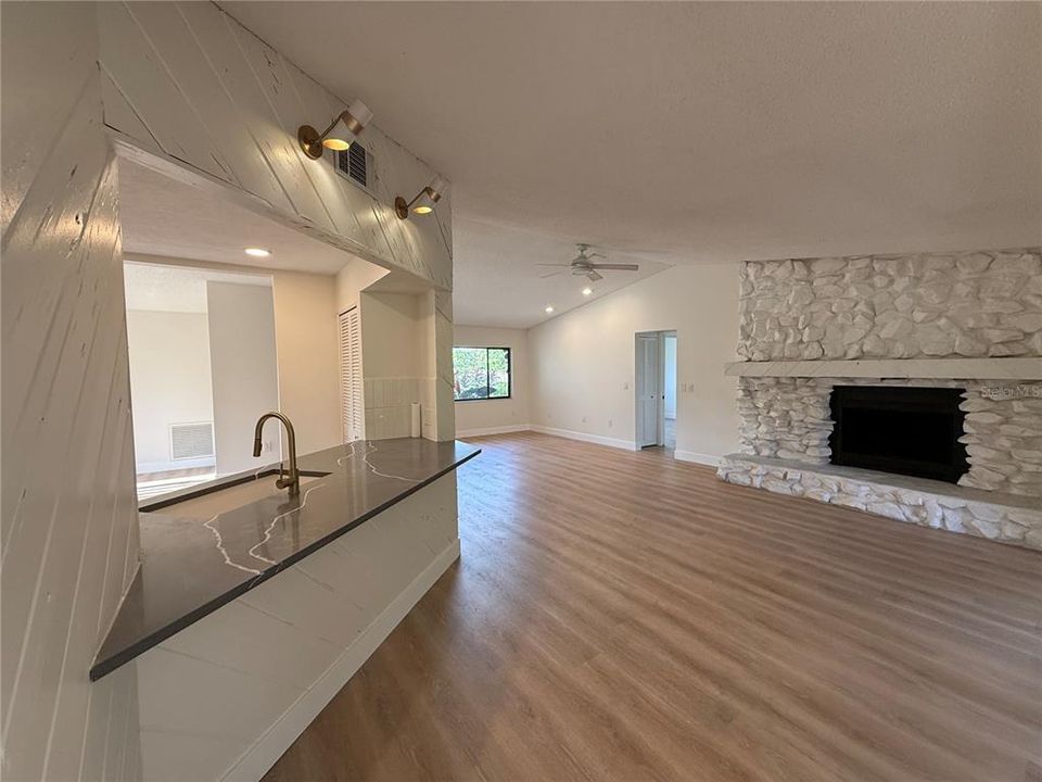 В аренду: $3,500 (3 спален, 2 ванн, 1540 Квадратных фут)
