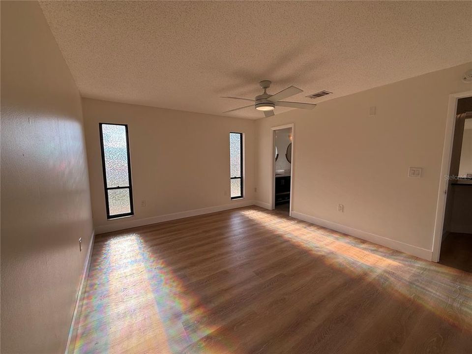 В аренду: $3,500 (3 спален, 2 ванн, 1540 Квадратных фут)