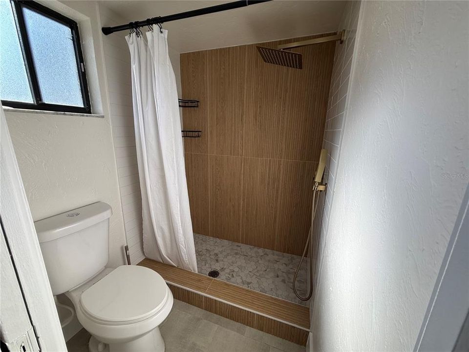 В аренду: $3,500 (3 спален, 2 ванн, 1540 Квадратных фут)