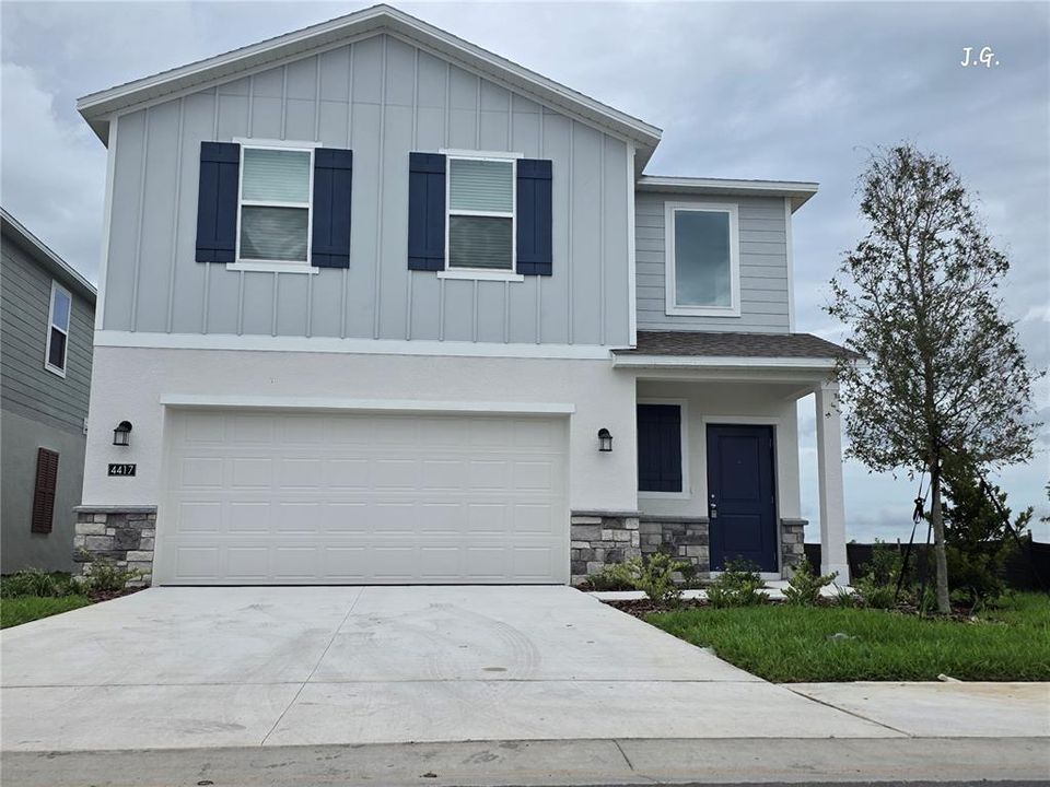 For Rent: $2,195 (4 beds, 2 baths, 1880 Square Feet)