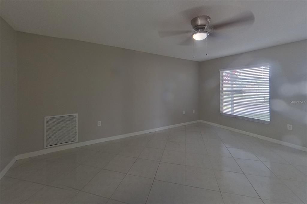 For Rent: $2,549 (3 beds, 2 baths, 1080 Square Feet)