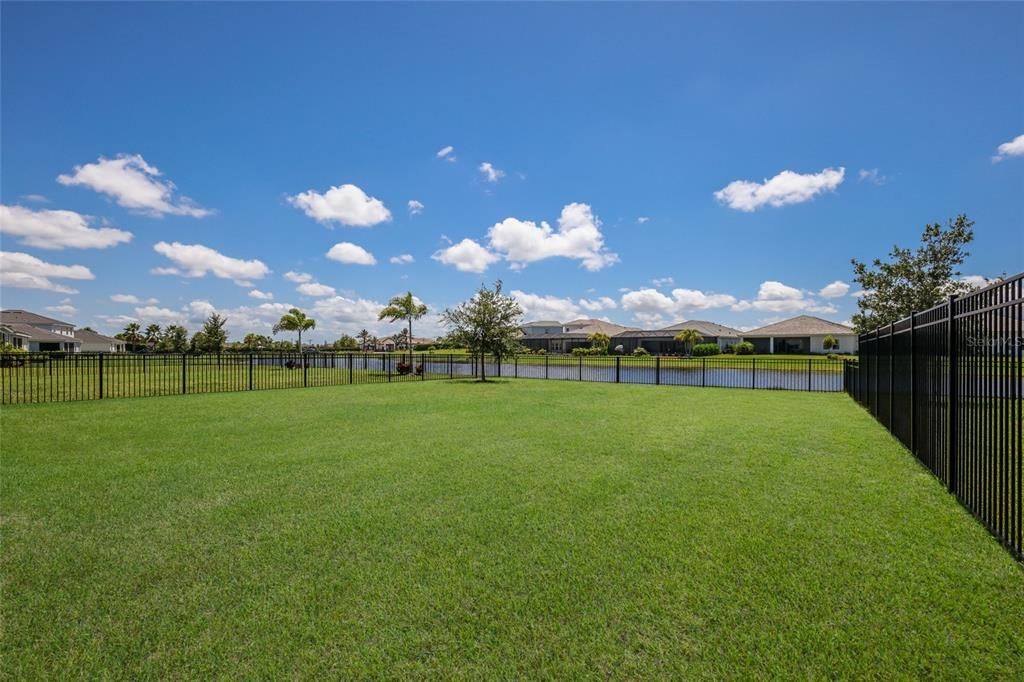 For Sale: $635,900 (4 beds, 3 baths, 2756 Square Feet)