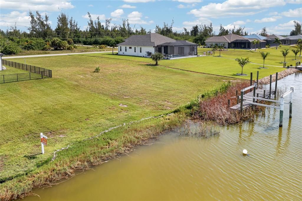 На продажу: $227,000 (0.26 acres)